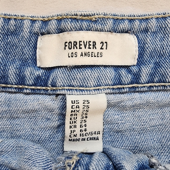 Forever 21 Women's Ombre Distressed Denim Blue White Jeans Mini Skirt, sz 25 - Picture 2 of 9